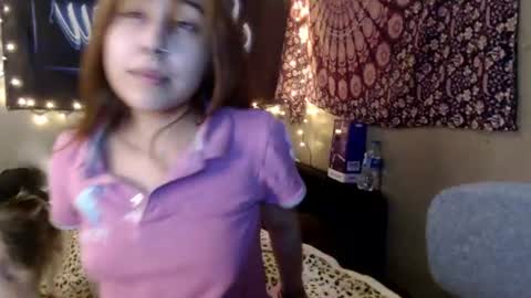 Snapshot of londonray chatting on 06/20/26, 11:18 londonray online show from 06/20/26, 11:18