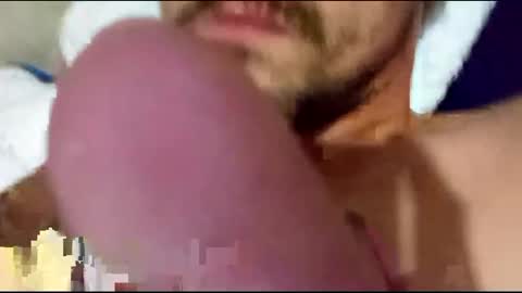 Snapshot of lonelybabydick4u chatting on 03/09/25, 10:30 JustYourAverageWhiteBoy online show from 03/09/25, 10:30