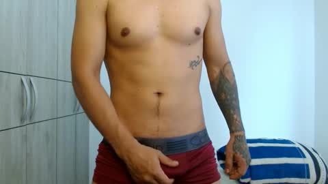 lonelydick2002 online show from 02/03/25, 07:10