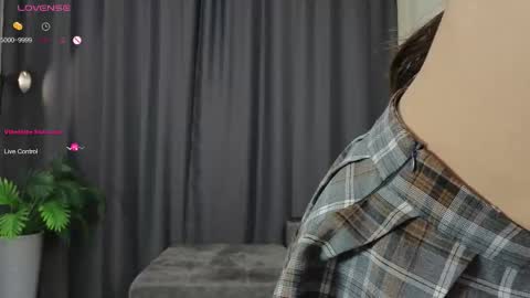 Shy EvaStreams are everyday 9 AM - 3 PM GMT 3  online show from 02/15/26, 07:54