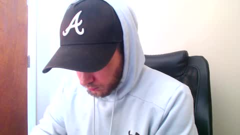 Snapshot of long_18 chatting on 11/06/25, 03:57 Long18 online show from 11/06/25, 03:57