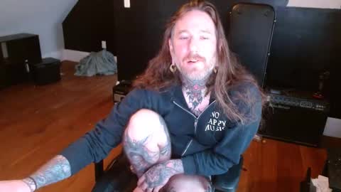 longhair online show from 12/20/24, 04:46