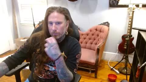 longhair online show from 10/26/25, 10:58