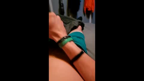 longhairguy27 online show from 12/14/24, 04:01