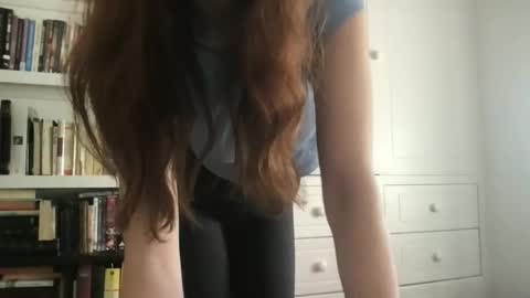 longlabiaslut online show from 11/08/25, 11:43