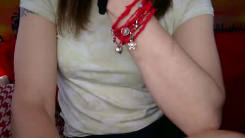 Snapshot of longlegstammy chatting on 07/05/26, 02:46 Cutenurse91 online show from 07/05/26, 02:46