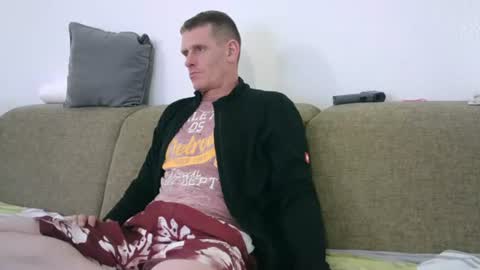 longlover1309 online show from 06/10/26, 08:52