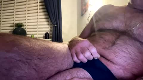 Snapshot of longshank09 chatting on 02/09/25, 02:06 longshank09 online show from 02/09/25, 02:06