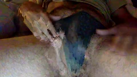 Snapshot of longslimthick chatting on 02/18/25, 04:15 longslimthick online show from 02/18/25, 04:15