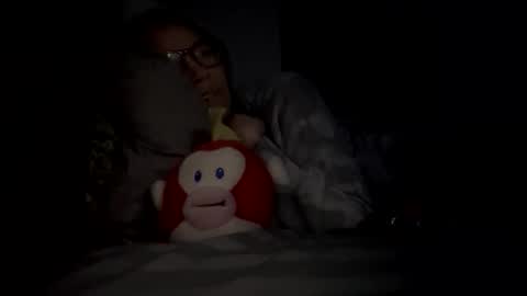 Snapshot of longstorywhore chatting on 10/22/25, 04:24 longstorywhore online show from 10/22/25, 04:24