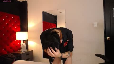 LOGAN WOODS online show from 01/18/26, 08:45