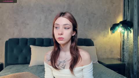 Snapshot of look_my_passion chatting on 02/08/25, 07:15 Hanna online show from 02/08/25, 07:15