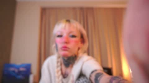 Snapshot of lookatmehabibi_ chatting on 11/28/25, 02:20 Adele Ellie and Lou Sally Dana and Bonnie online show from 11/28/25, 02:20