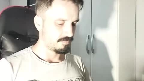 Snapshot of lookaz4010 chatting on 03/07/25, 12:45 Lucas online show from 03/07/25, 12:45