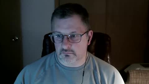 Snapshot of lookin75 chatting on 03/07/26, 03:14 lookin75 online show from 03/07/26, 03:14