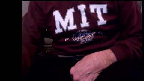 looking469 online show from 12/13/25, 09:53