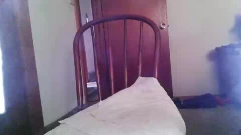 Snapshot of lookingforcougars500 chatting on 09/14/25, 04:06 lookingforcougars500 online show from 09/14/25, 04:06