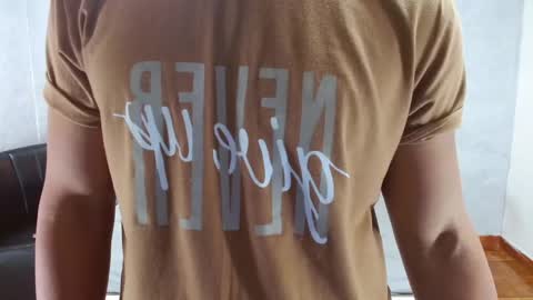 loony_zion online show from 04/18/26, 02:21