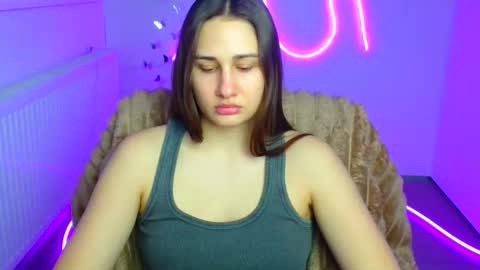 Lora online show from 03/06/26, 06:43