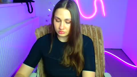 Lora online show from 03/11/26, 12:22