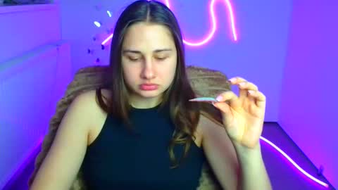 Lora online show from 03/28/26, 06:57