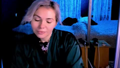 Snapshot of loraboyar chatting on 11/01/25, 02:57 Lora online show from 11/01/25, 02:57