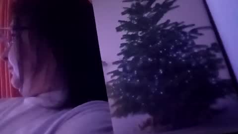 Lora online show from 12/24/24, 05:13