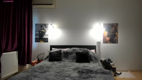 Lora online show from 01/22/25, 09:57