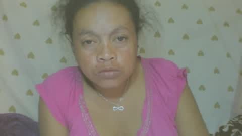 Snapshot of lorahvane chatting on 06/20/26, 06:38 LorahVane online show from 06/20/26, 06:38