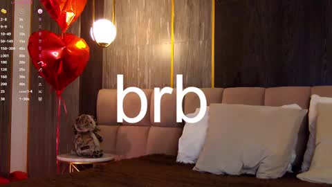 Snapshot of loraineluff chatting on 03/03/25, 05:18 Loraine online show from 03/03/25, 05:18