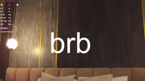 Snapshot of loraineluff chatting on 03/12/25, 08:52 Loraine online show from 03/12/25, 08:52