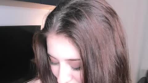Snapshot of lorainethach chatting on 07/08/26, 11:04 Yomi online show from 07/08/26, 11:04