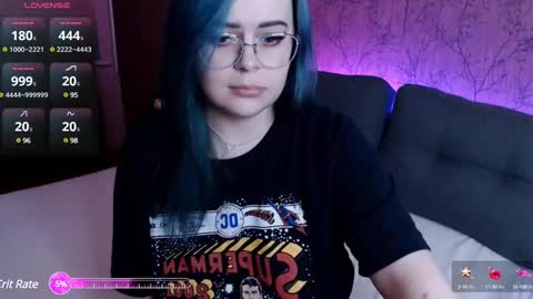 Snapshot of loramoonnn chatting on 12/10/24, 02:27 Lora online show from 12/10/24, 02:27