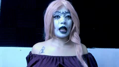 Lore Depp online show from 04/05/26, 05:04