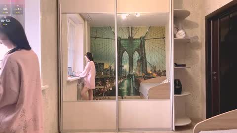 Olivia online show from 11/04/25, 05:28