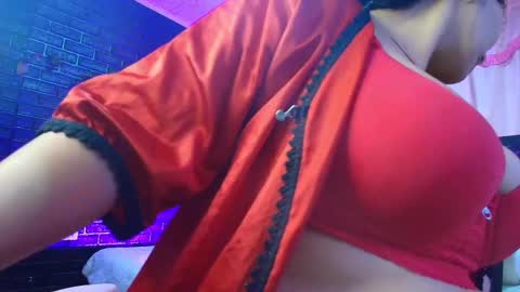 Loren online show from 02/23/25, 08:55