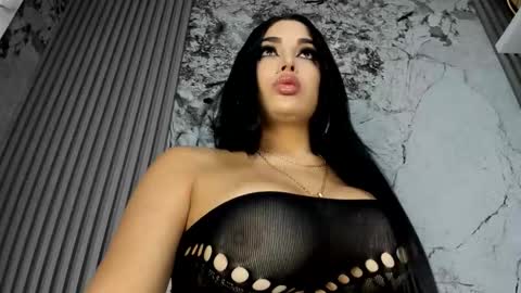 Doll Queen online show from 11/01/25, 04:47