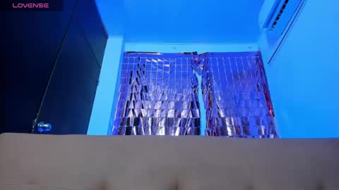 Lorena Parlove online show from 02/26/25, 08:00