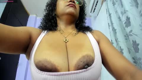 Lorena Parlove online show from 02/03/26, 12:10