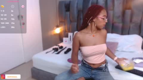 Snapshot of lorena_vieira_ chatting on 12/30/24, 09:40 Lorena Vieira online show from 12/30/24, 09:40