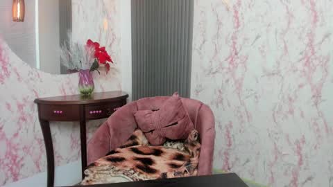 lorena_watson online show from 12/31/24, 05:44