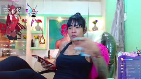 Snapshot of lorenapinto_ chatting on 02/04/26, 03:45 lore online show from 02/04/26, 03:45