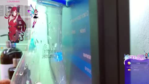 Snapshot of lorenapinto_ chatting on 02/25/26, 09:35 lore online show from 02/25/26, 09:35