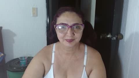 Snapshot of lorenatits chatting on 01/23/25, 11:26 Lorena.. online show from 01/23/25, 11:26