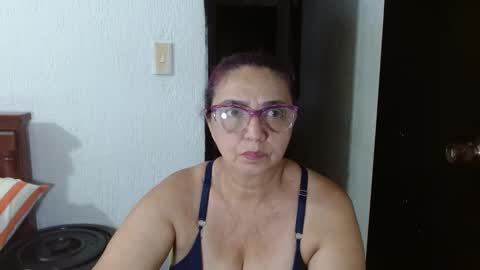 Snapshot of lorenatits chatting on 01/29/25, 12:01 Lorena.. online show from 01/29/25, 12:01