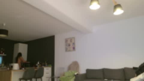 Amelia online show from 10/10/25, 05:39