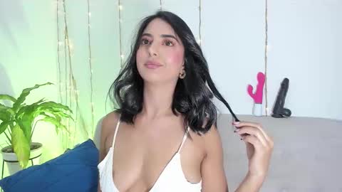 L O R E N online show from 03/03/26, 11:10