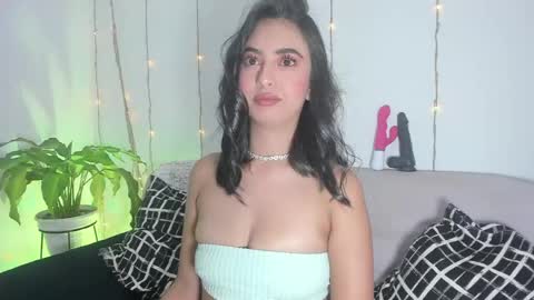 L O R E N online show from 04/13/26, 11:32