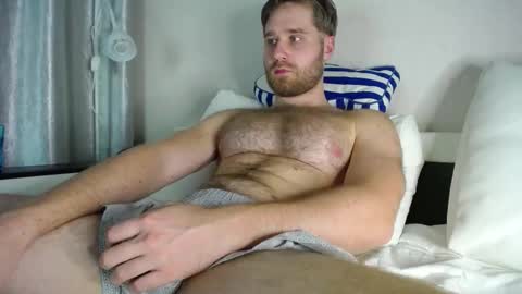 Snapshot of lorenzolux chatting on 10/09/25, 06:06 Lorenz online show from 10/09/25, 06:06