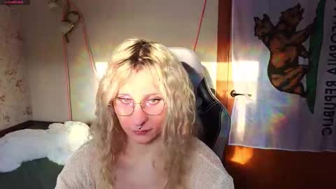 Lori -----------------------------------    online show from 02/24/26, 01:31